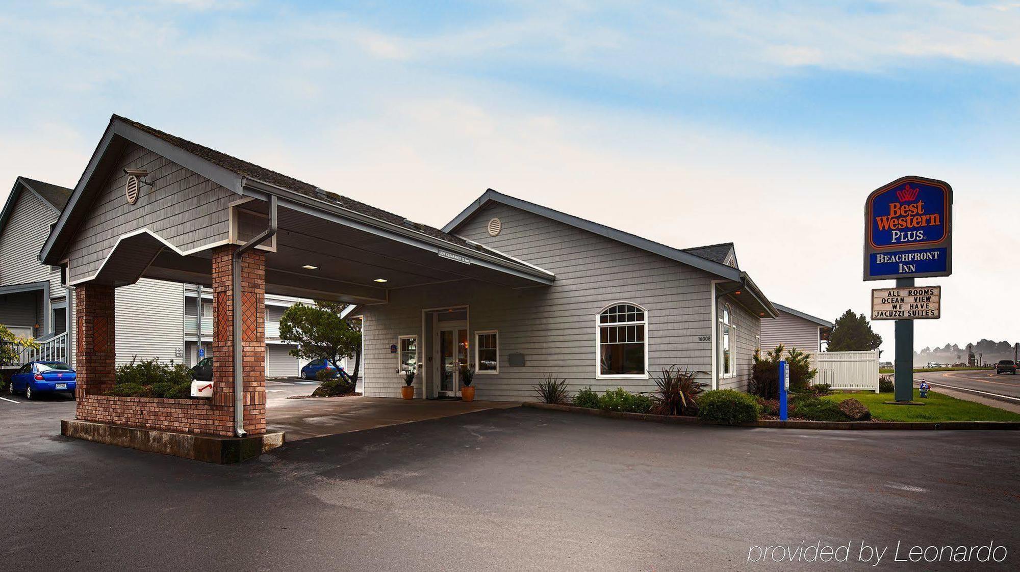 Beachfront Inn Brookings Exterior photo